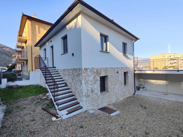 appartamento in vendita ad Albenga
