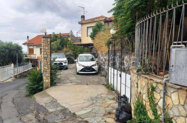 appartamento in vendita ad Albenga