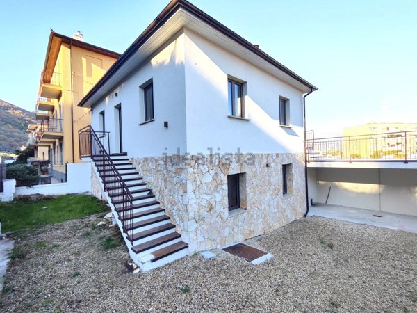 appartamento in vendita ad Albenga