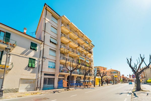 appartamento in vendita ad Albenga