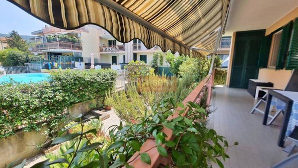 appartamento in vendita ad Albenga in zona Lusignano