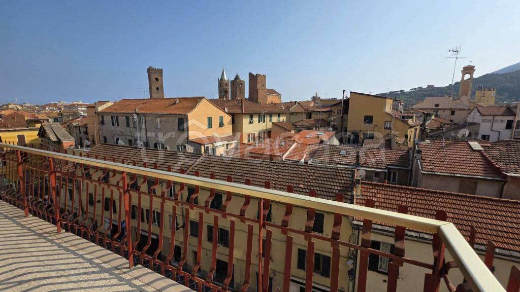 appartamento in vendita ad Albenga