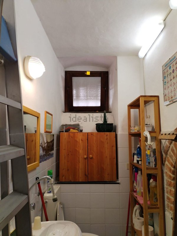 ufficio in vendita ad Albenga