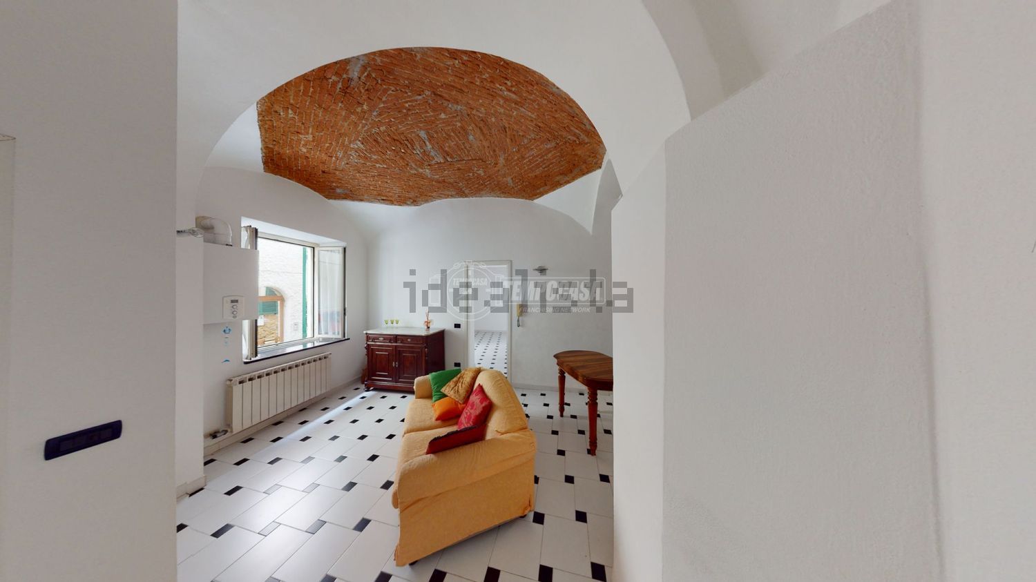 appartamento in vendita ad Albenga in zona Campochiesa