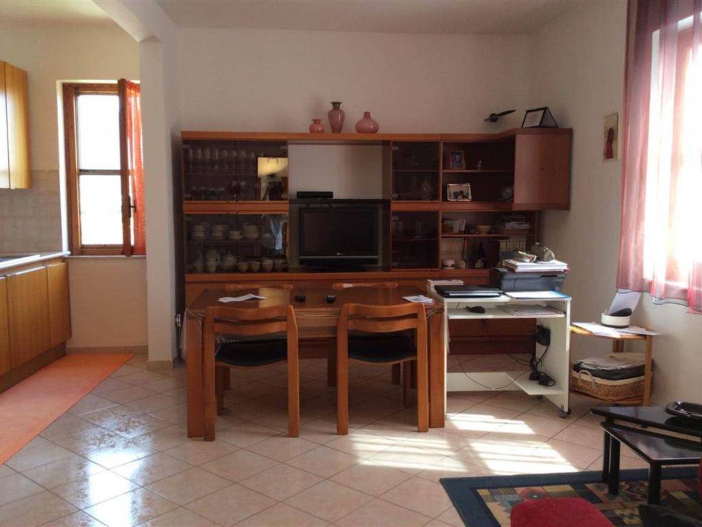 appartamento in vendita ad Albenga in zona Bastia