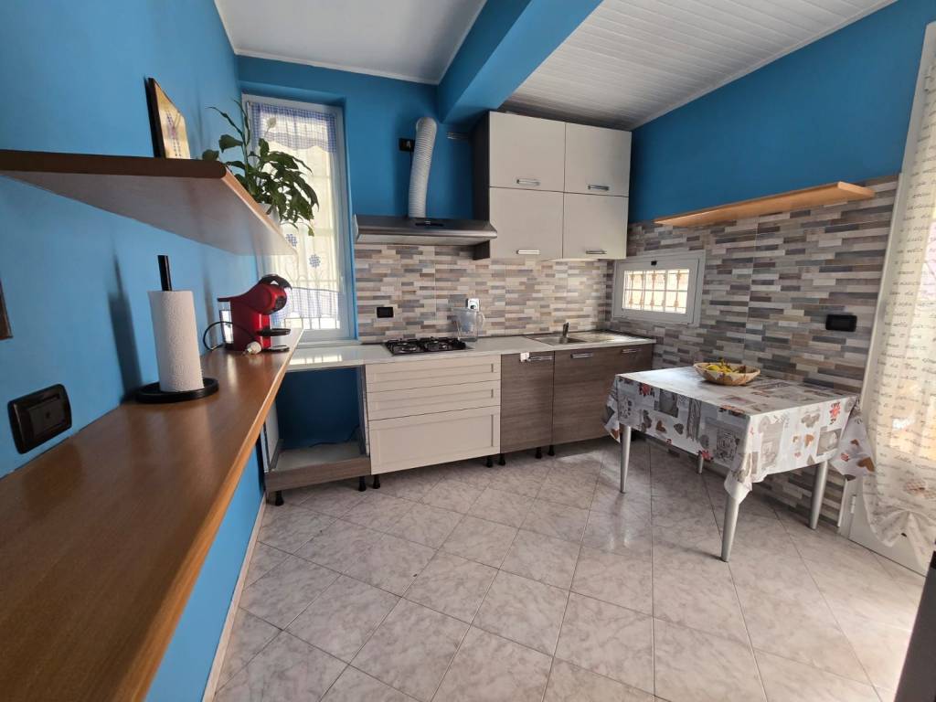 appartamento in vendita ad Albenga