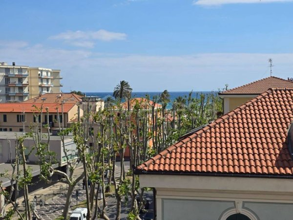 appartamento in vendita ad Albenga