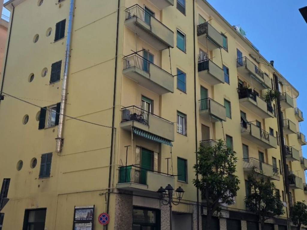 appartamento in vendita ad Albenga