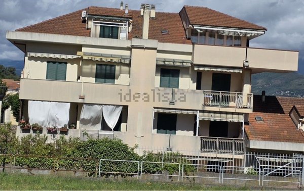appartamento in vendita ad Albenga in zona Lusignano