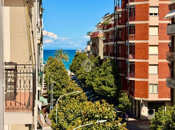 appartamento in vendita ad Albenga