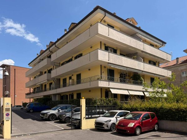 appartamento in vendita ad Albenga