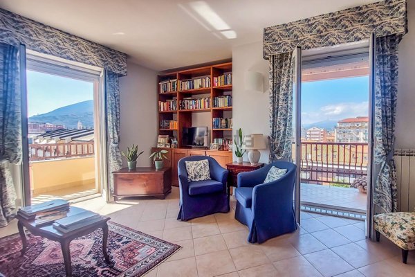 appartamento in vendita ad Albenga