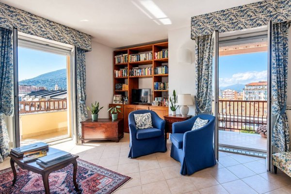 appartamento in vendita ad Albenga