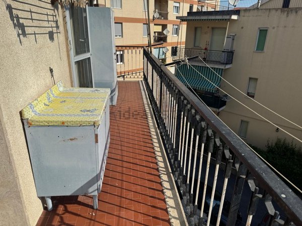 appartamento in vendita ad Albenga in zona Vadino
