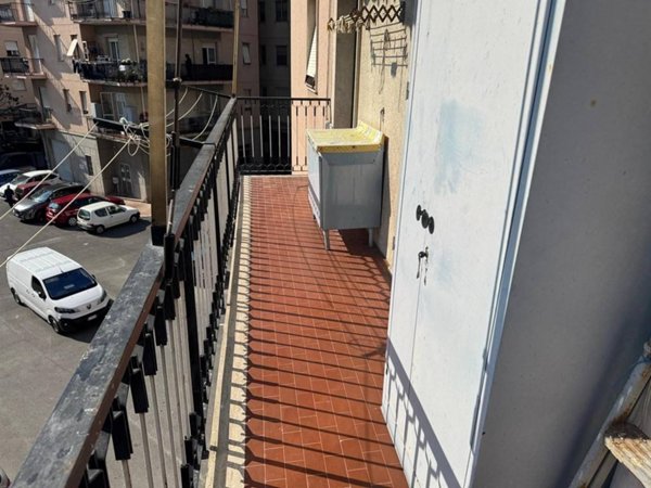 appartamento in vendita ad Albenga in zona Vadino