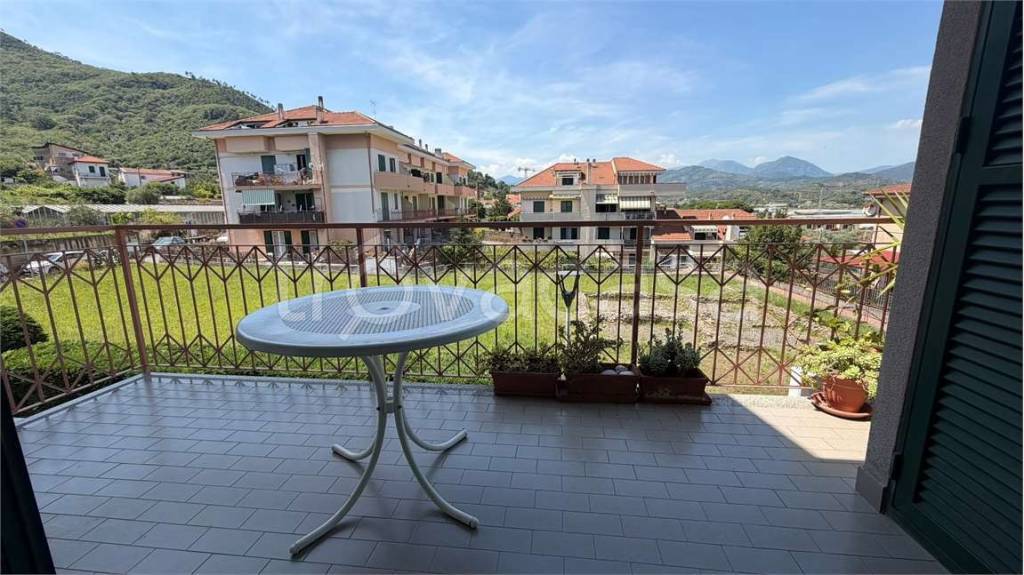 appartamento in vendita ad Albenga