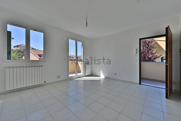 appartamento in vendita ad Albenga in zona Lusignano