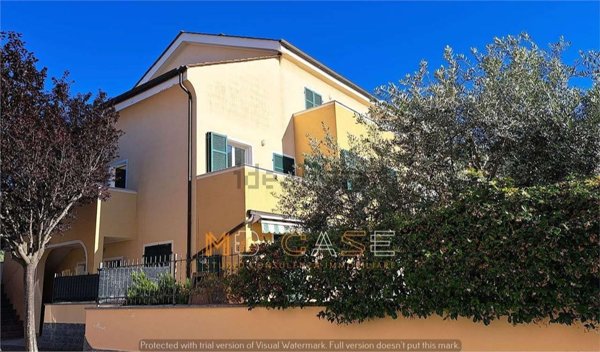 appartamento in vendita ad Albenga in zona Lusignano