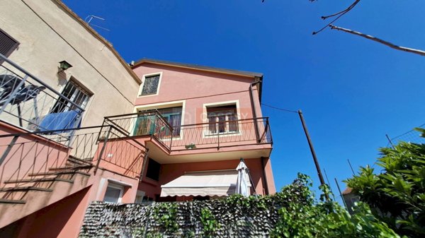 appartamento in vendita ad Albenga in zona San Fedele