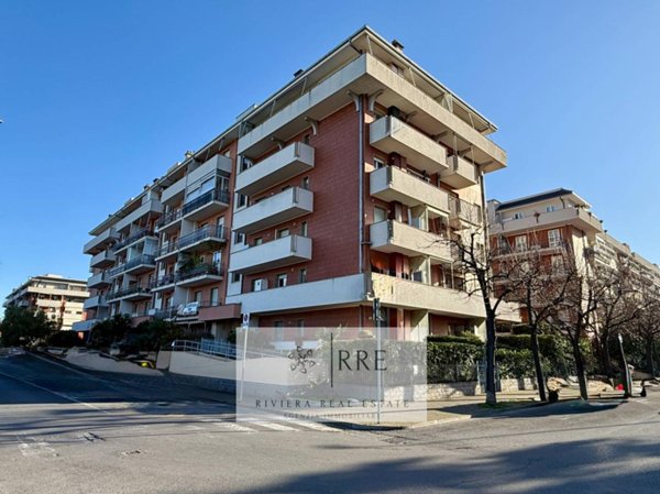 appartamento in vendita ad Albenga