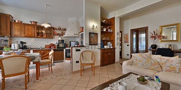 appartamento in vendita ad Albenga