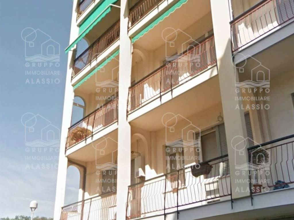 appartamento in vendita ad Albenga