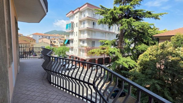 appartamento in vendita ad Albenga