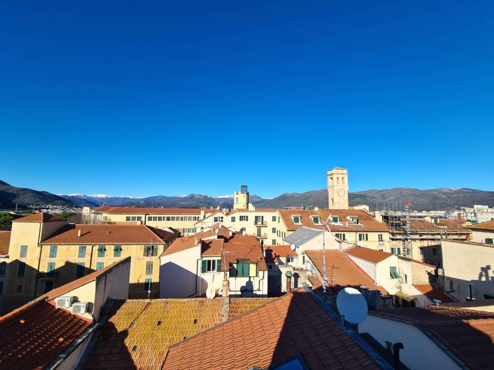 appartamento in vendita ad Albenga