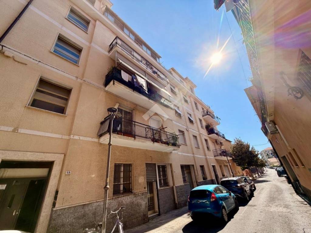 appartamento in vendita ad Albenga
