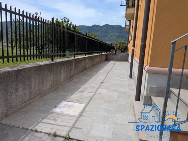 appartamento in vendita ad Albenga in zona Leca