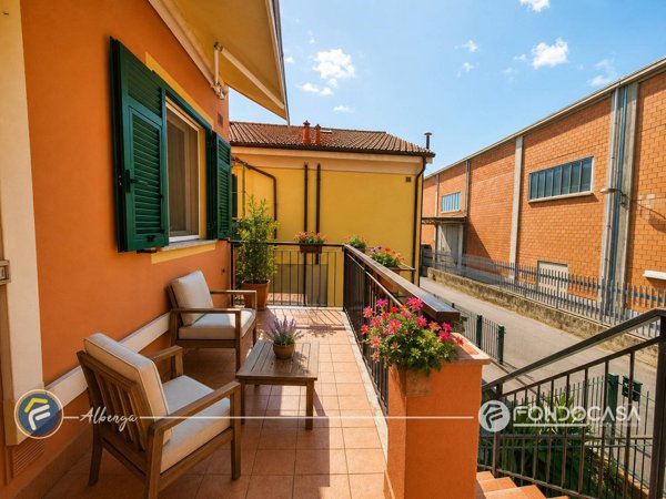 appartamento in vendita ad Albenga in zona Campochiesa