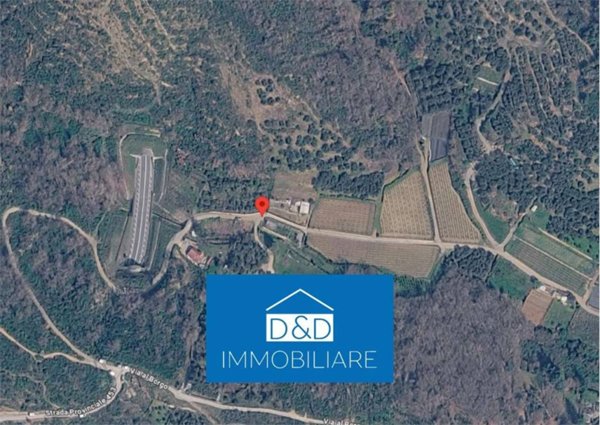 casa indipendente in vendita ad Albenga