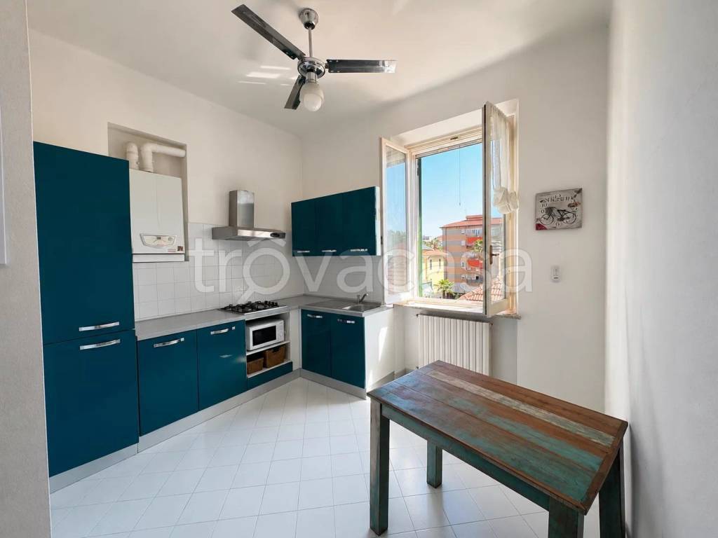 appartamento in vendita ad Albenga