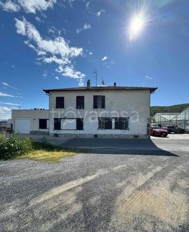 appartamento in vendita ad Albenga in zona San Fedele