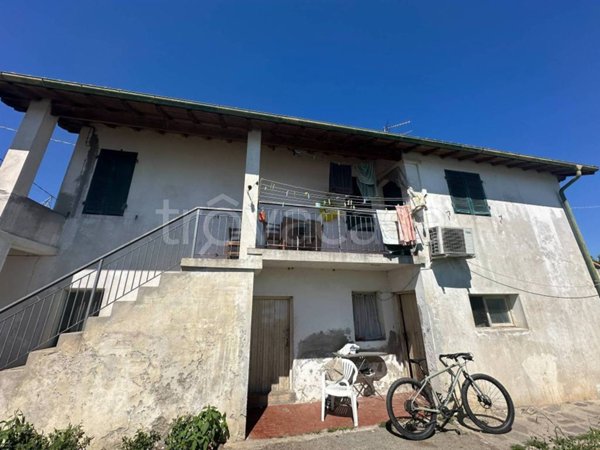 appartamento in vendita ad Albenga in zona Lusignano