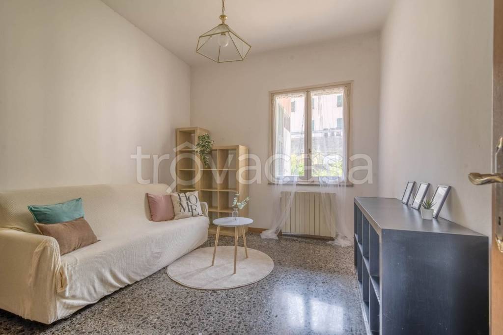 appartamento in vendita ad Albenga in zona Vadino