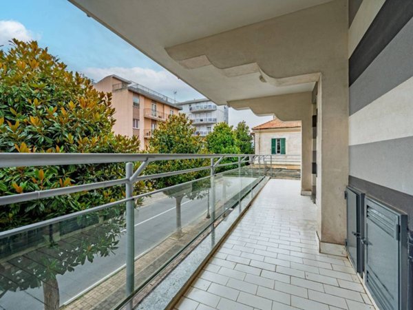 appartamento in vendita ad Albenga