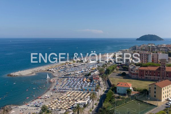 appartamento in vendita ad Albenga