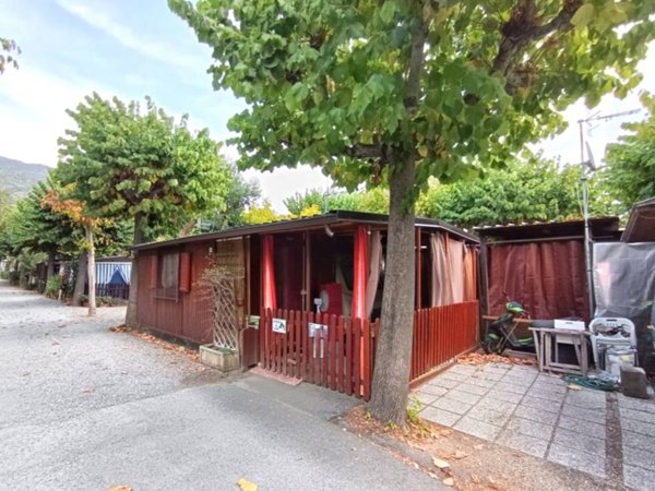 casa indipendente in vendita ad Albenga in zona Salea