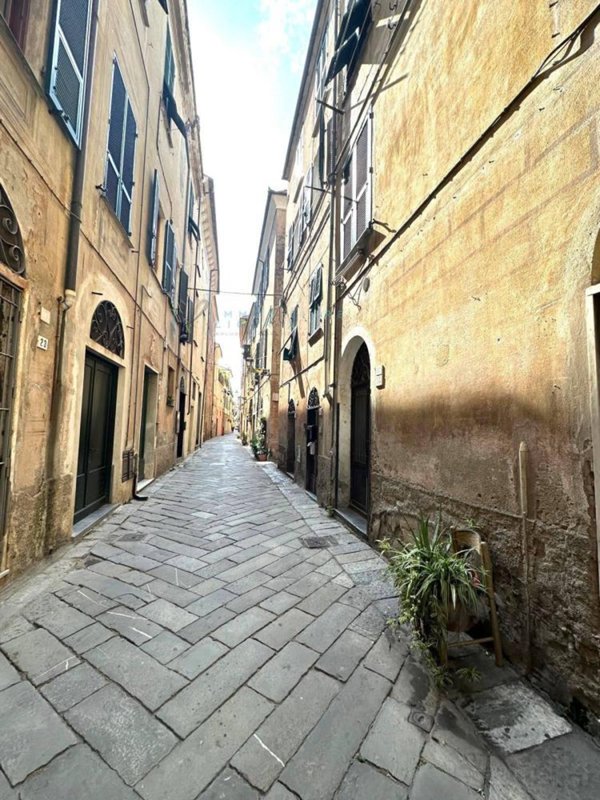 appartamento in vendita ad Albenga