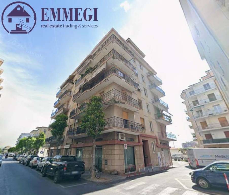 appartamento in vendita ad Albenga
