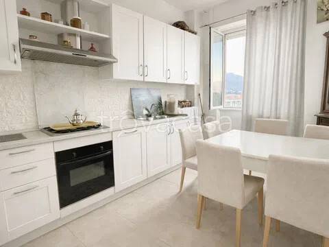 appartamento in vendita ad Albenga