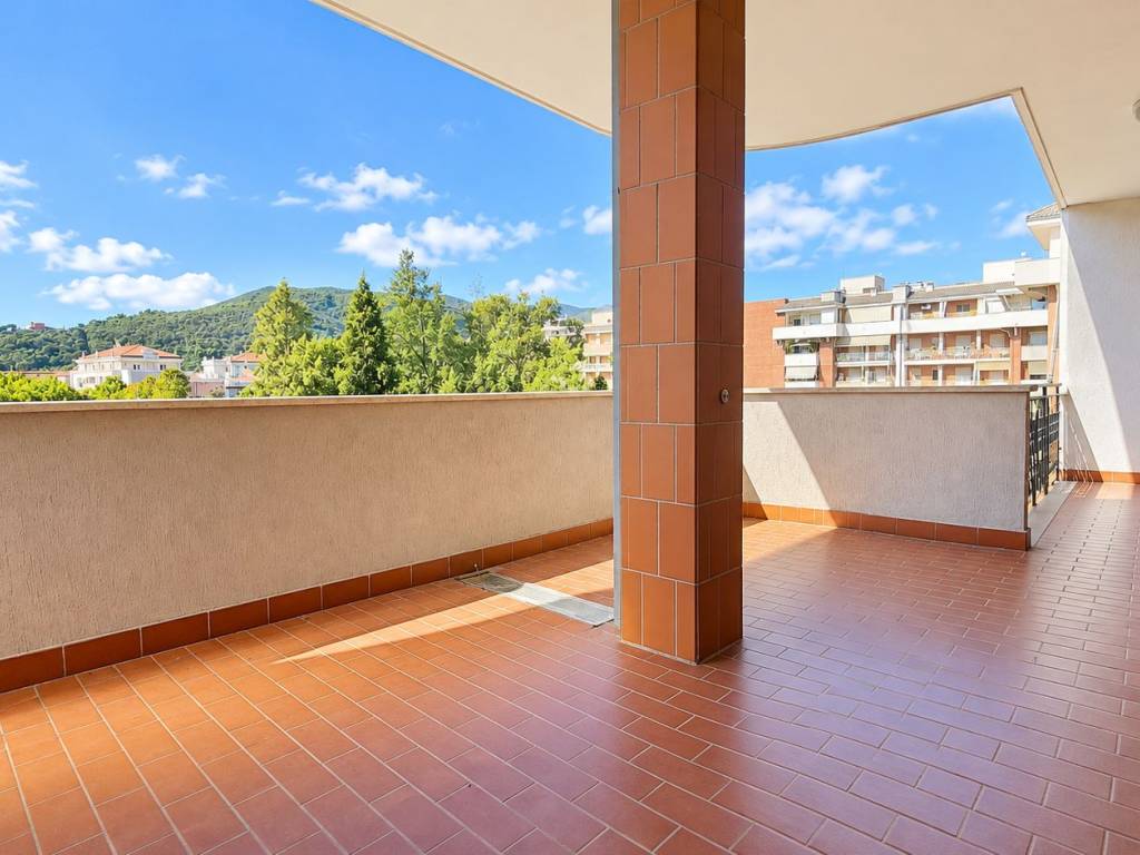 appartamento in vendita ad Albenga