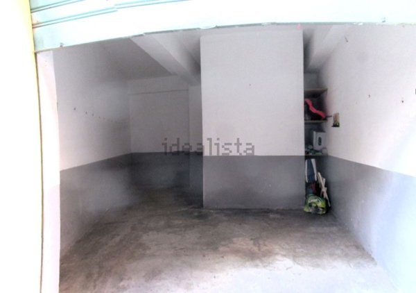 box auto in vendita ad Albenga
