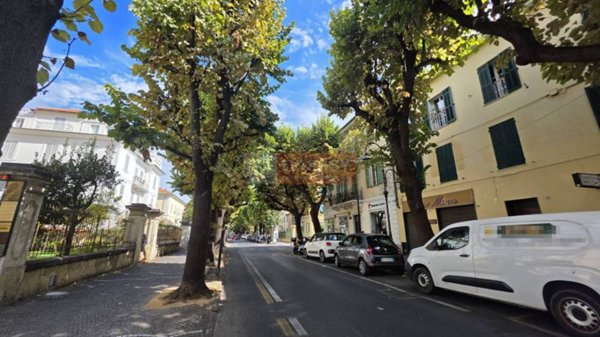 appartamento in vendita ad Albenga