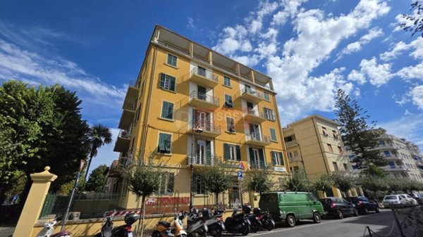 appartamento in vendita ad Albenga