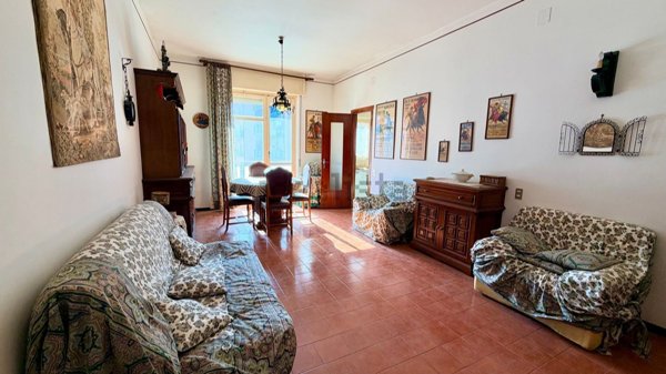 appartamento in vendita ad Albenga