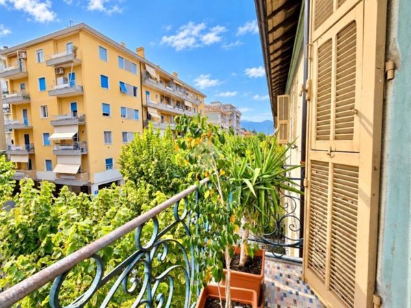 appartamento in vendita ad Albenga