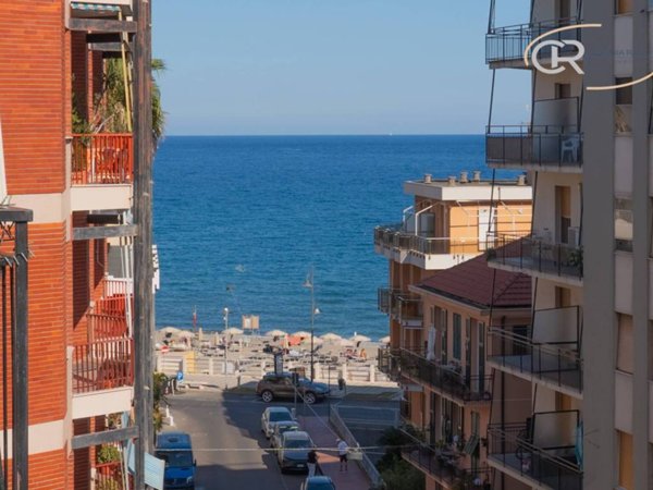 appartamento in vendita ad Albenga