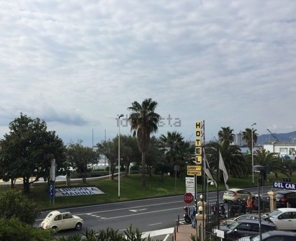 appartamento in vendita ad Albissola Marina